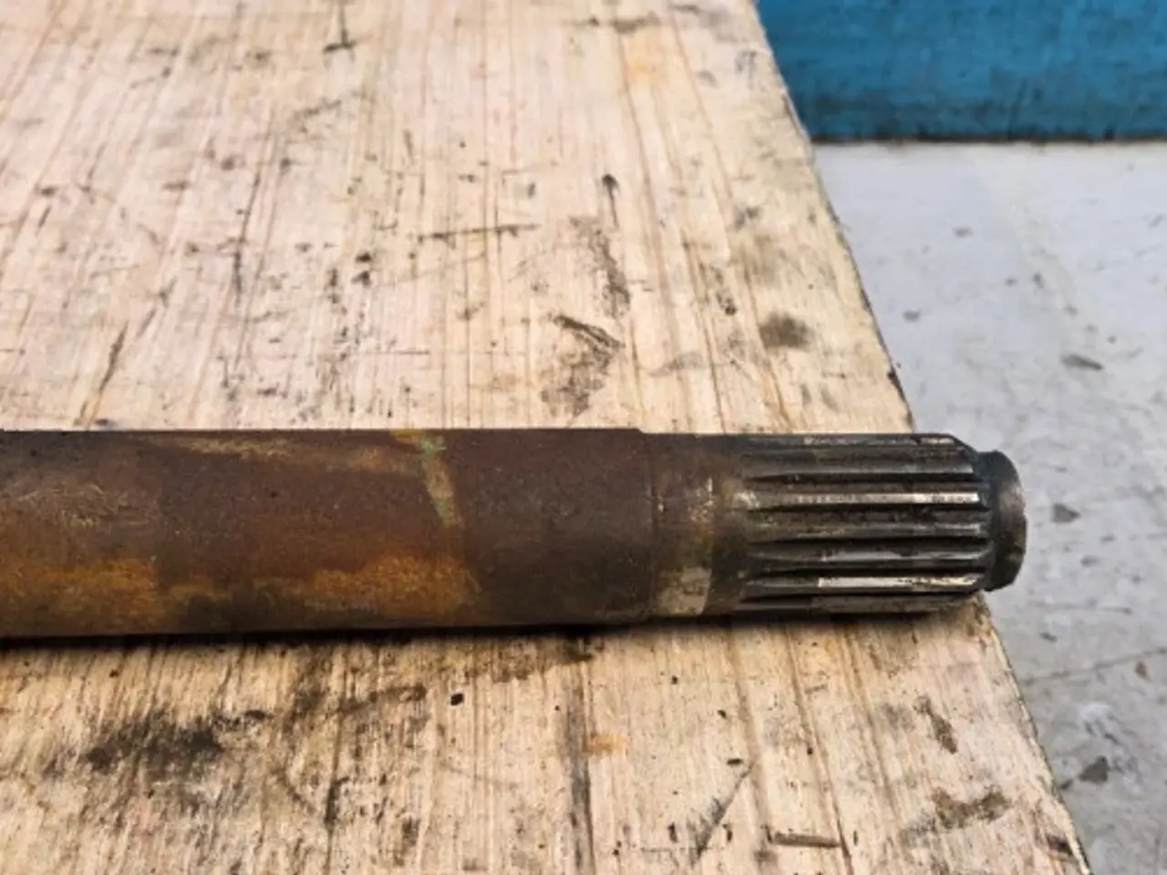 Billede 8 - John Deere 4040S PTO Aksel AL35355