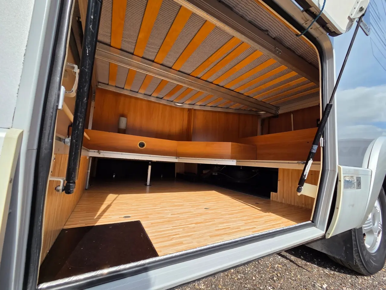 Billede 5 - Hymer B-Klasse 2,2 JTD SL 654