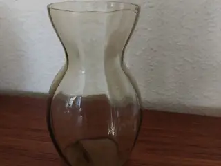 Hyacintglas røgfarvet, Holmegaard