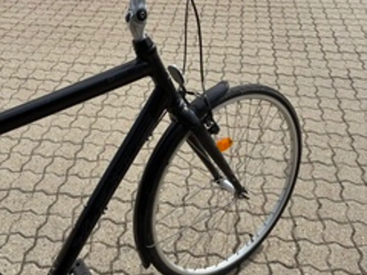 Billede 4 - En sporty herrecykel i let aluminiumsstel