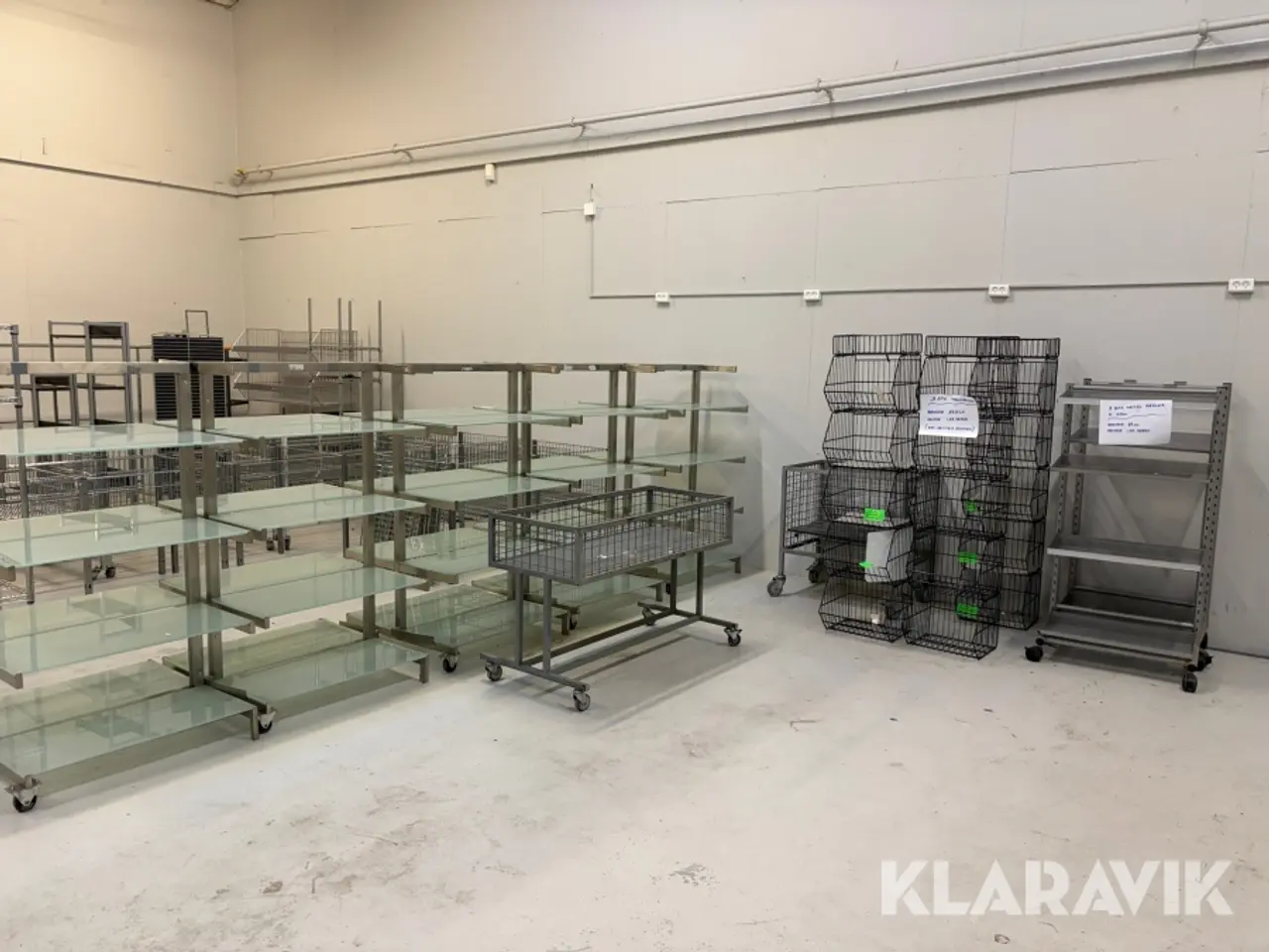 Billede 1 - Hylder og inventar lot