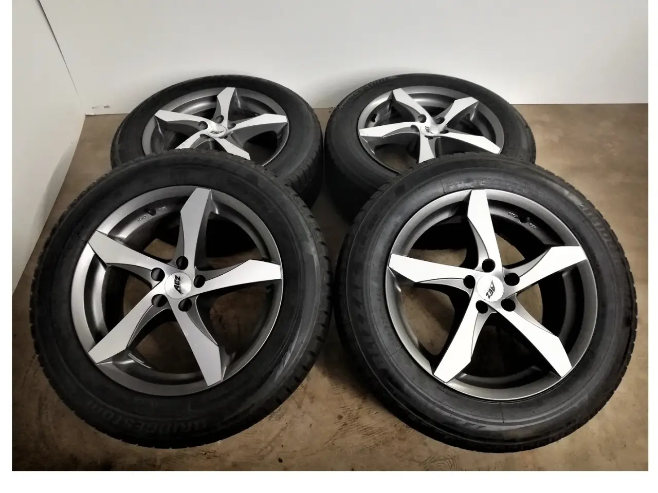 Billede 2 - 5x100 17" ET32, AEZ vintersæt - Subaru Forester