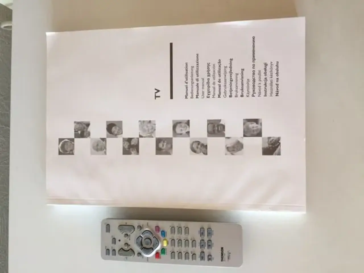 Billede 2 - Fjernbetjening og brugsanvisning