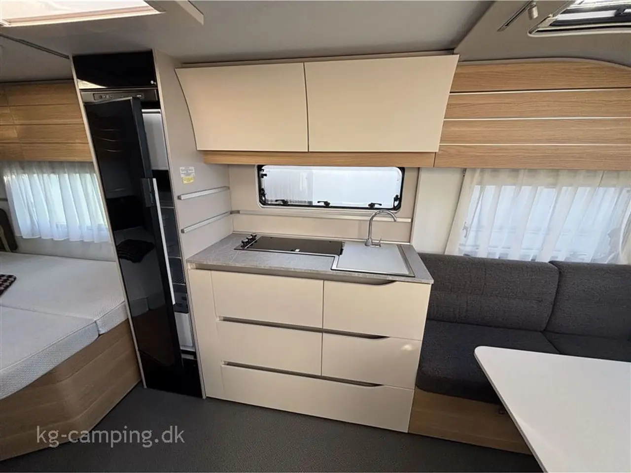 Billede 4 - 2021 - Adria Adora 522 UP Fransk dobbeltseng, ALDE centralvarme, ENDURO Fuldautomatisk mover