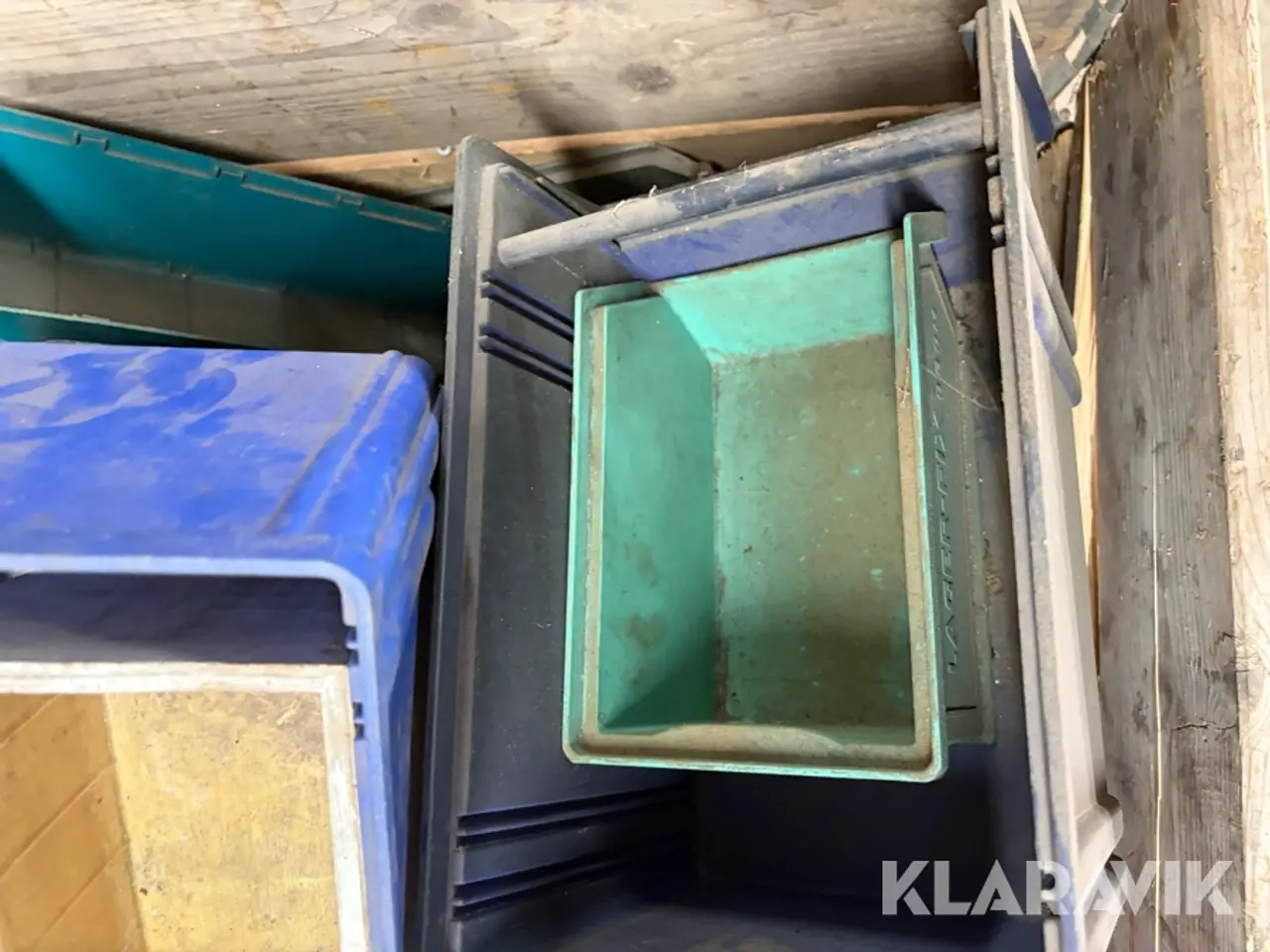 Billede 11 - Lot med plastikkasser - 1 palle