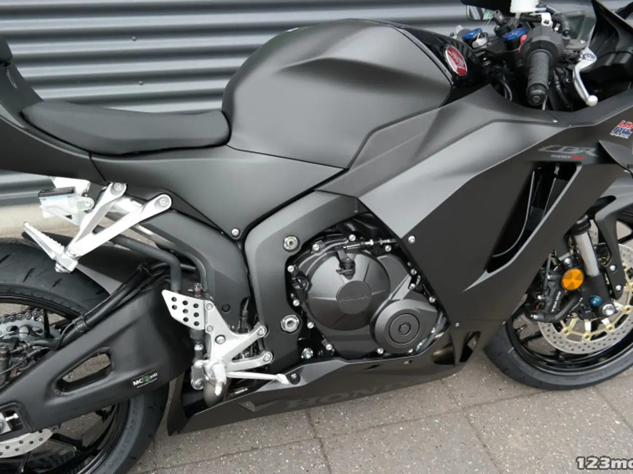 Billede 6 - Honda CBR 600 RR MC-SYD BYTTER GERNE
