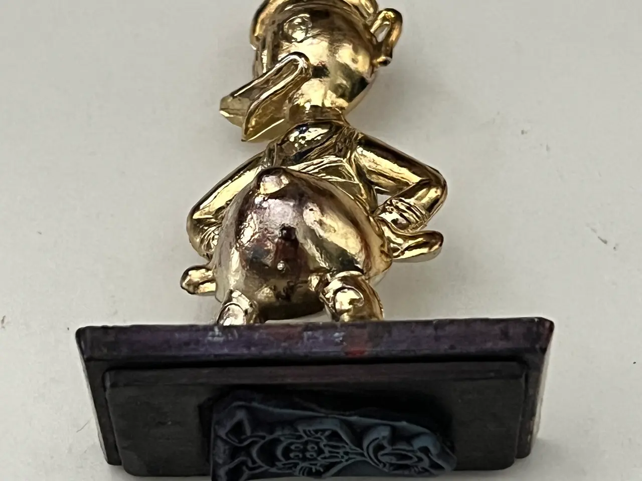 Billede 1 - Anders And figur med stempel