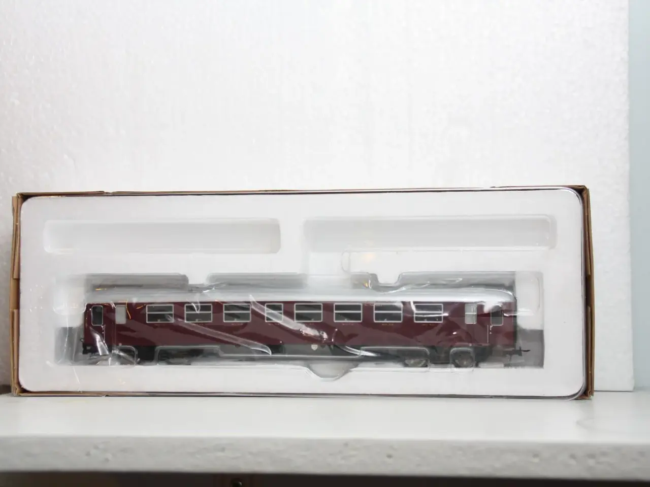 Billede 1 - HELJAN  H0  6100  DSB  Personvogn