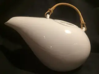 Tekande Broste