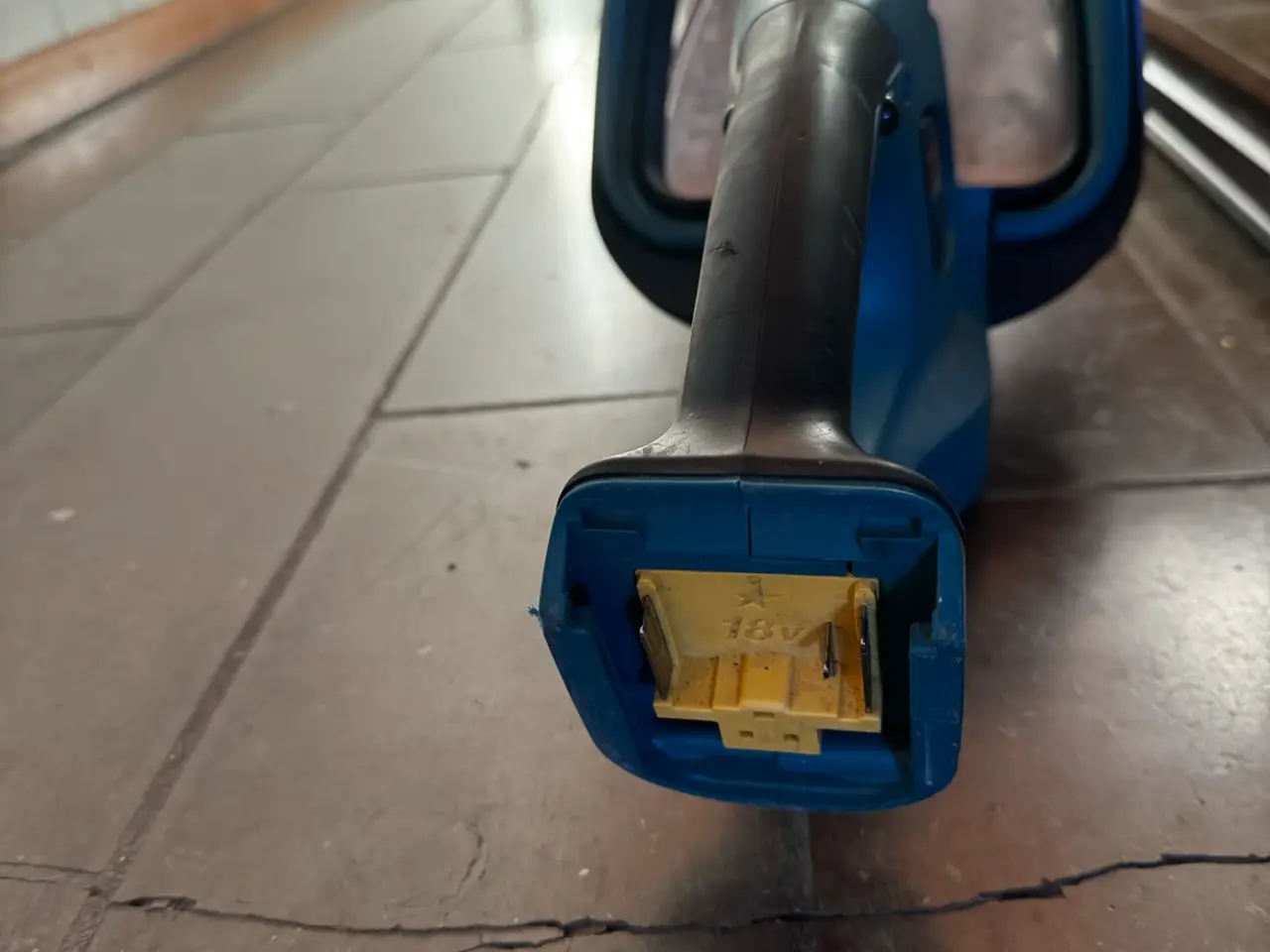 Billede 6 - Makita DUH523 18V batteri hækkeklipper