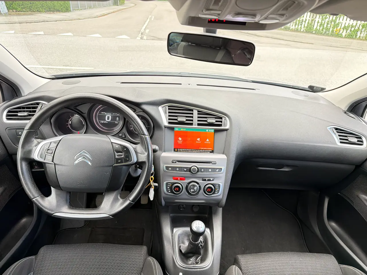 Billede 19 - Citroën C4 1,6 BlueHDi 100 Millesime 5d sælges 