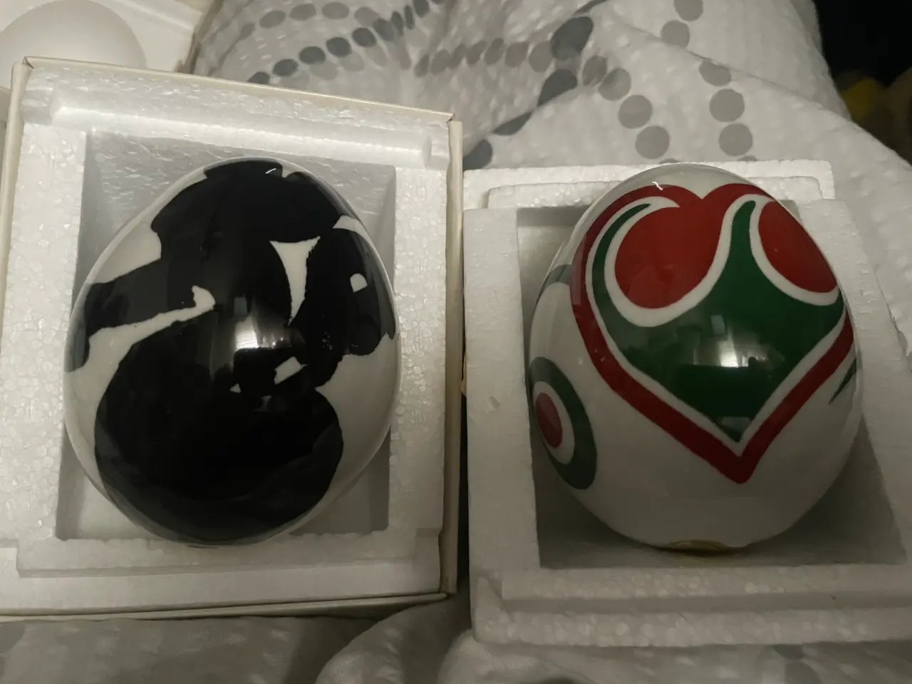 Billede 1 - Royal Copenhagen års æg 1975 eller 1976