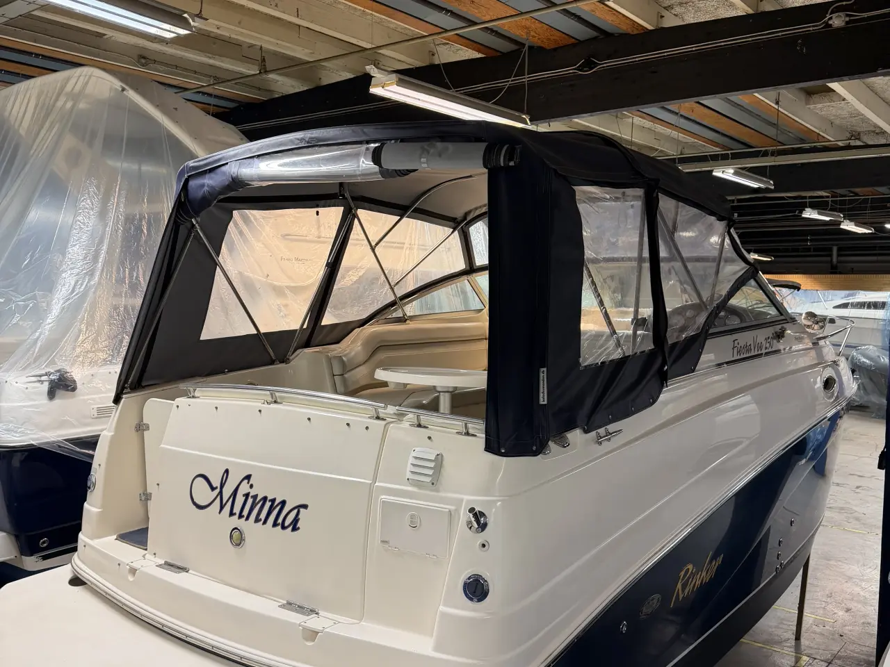 Billede 5 - Rinker Fiesta Vee 250 motorbåd 