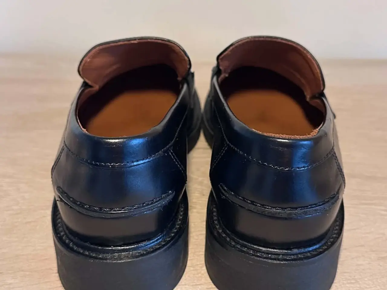Billede 4 - Billi Bi sorte loafers i læder str 38.