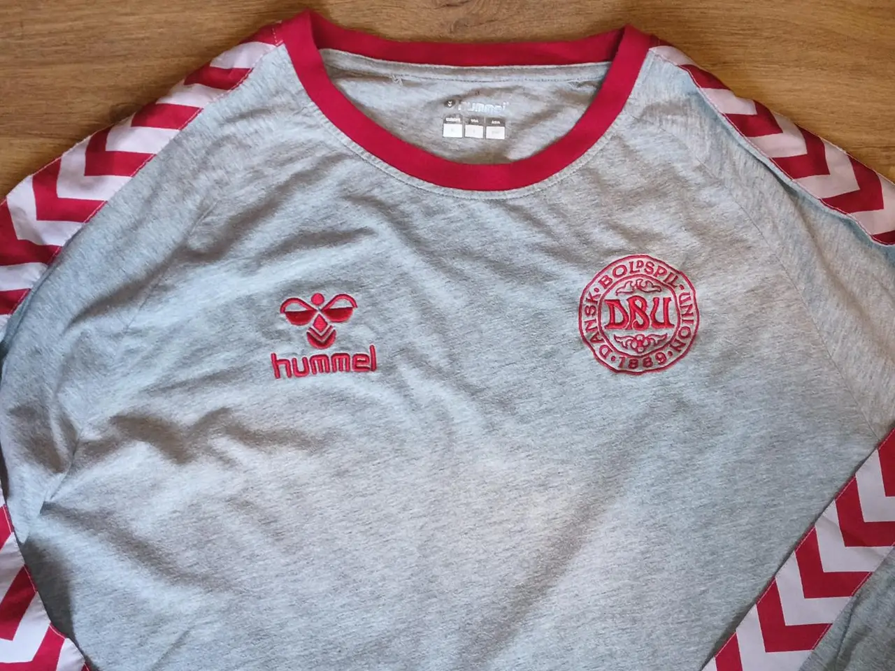 Billede 4 - RETRO DANMARK HUMMEL TRØJE, STR. XL I FLOT STAND