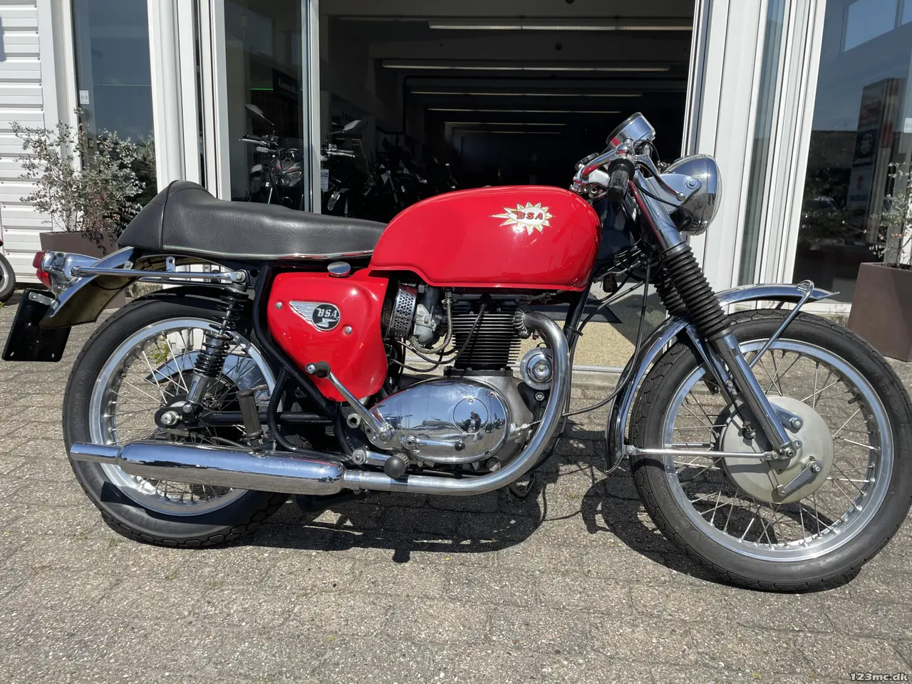 Billede 1 - BSA Spitfire 650