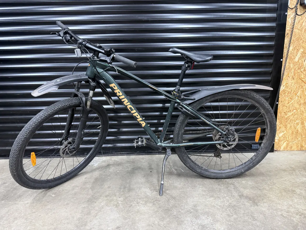 Billede 1 - PRINCIPIA MTB i mat grøn med gule detaljer