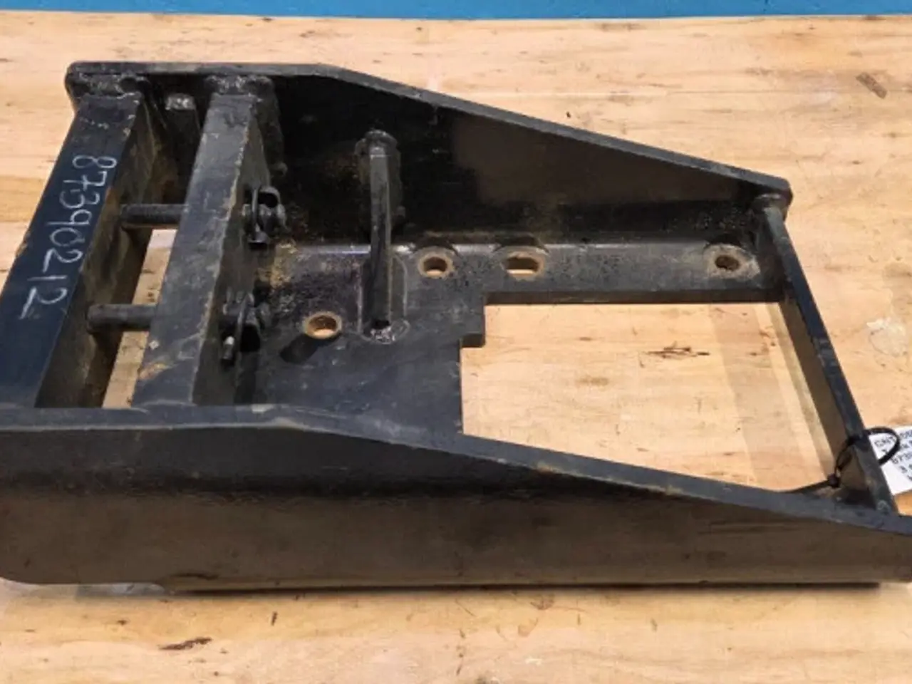 Billede 3 - New Holland T7 Ramme 87390212 (3 Stk)