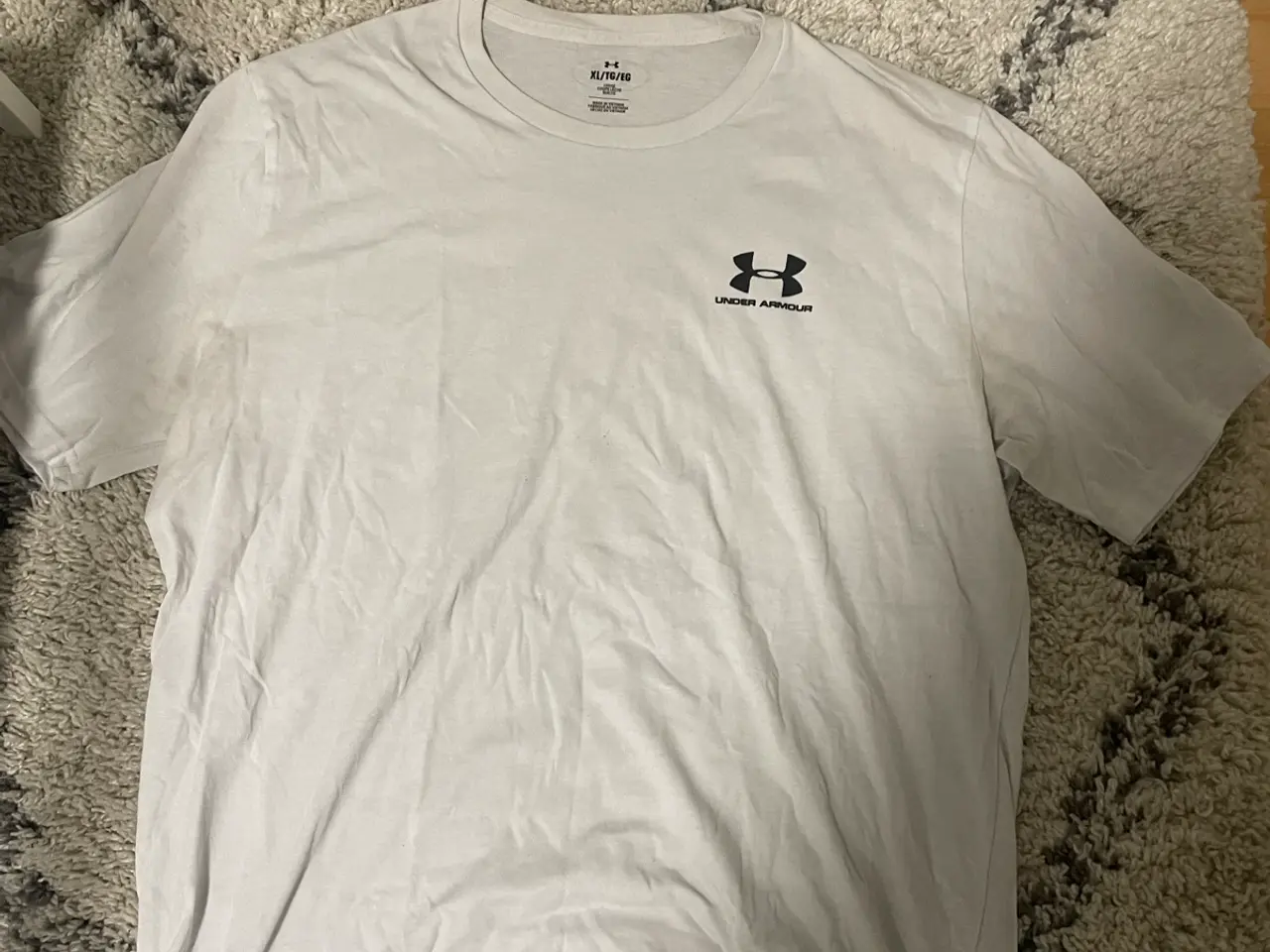 Billede 1 - Underarmour tshirt str Xl