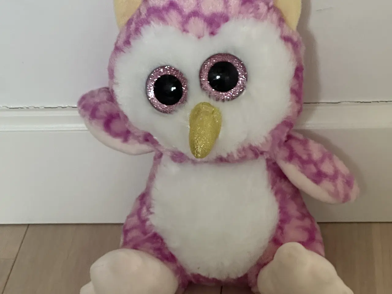 Billede 3 - 🦉 SØD PINK UGLEBAMSE MED GLIMMERØJNE 🦉