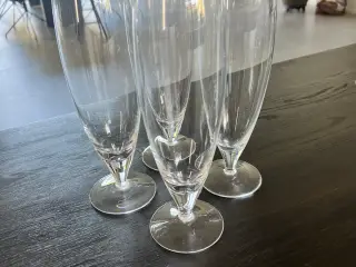 Eva solo glas - 4 Rød, 4 hvid, 6 champagne, 4 øl