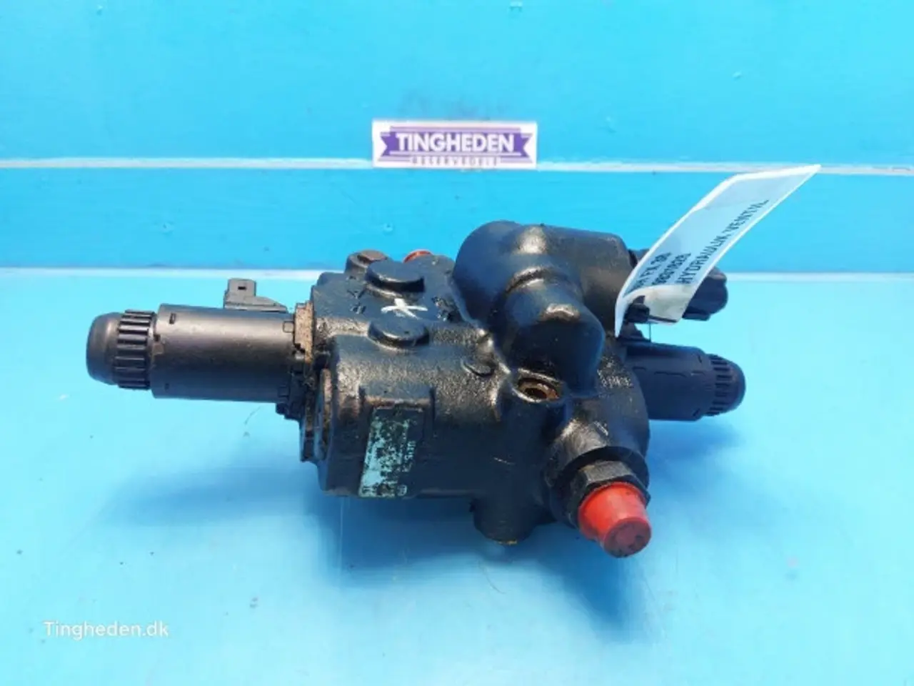Billede 2 - New Holland FX38 Hydraulikventil 9831828