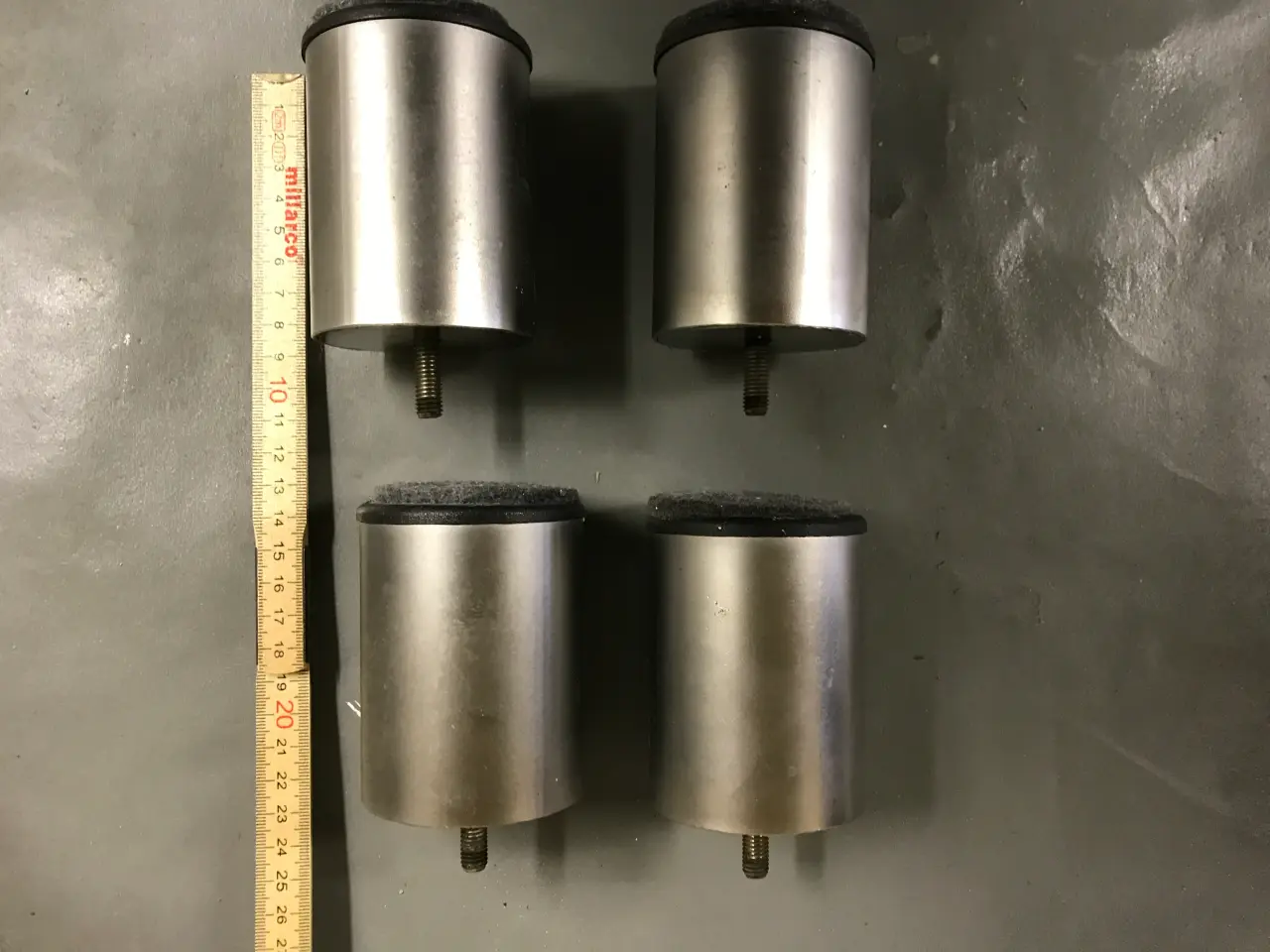 Billede 1 - 4 stk. Møbelben i børstet aluminium