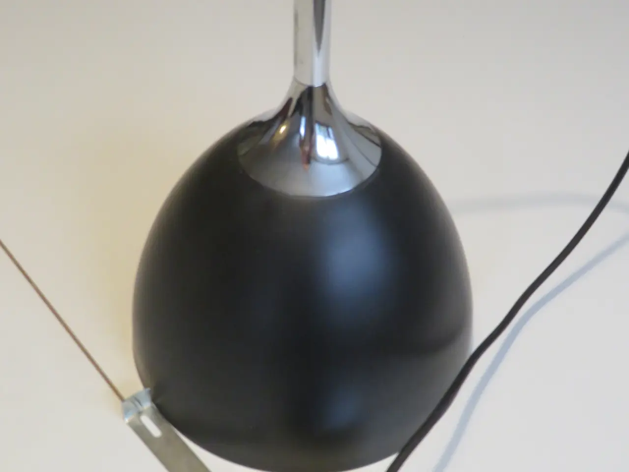 Billede 1 - Pendel i sort, Colors by Copenhagen, loftslampe