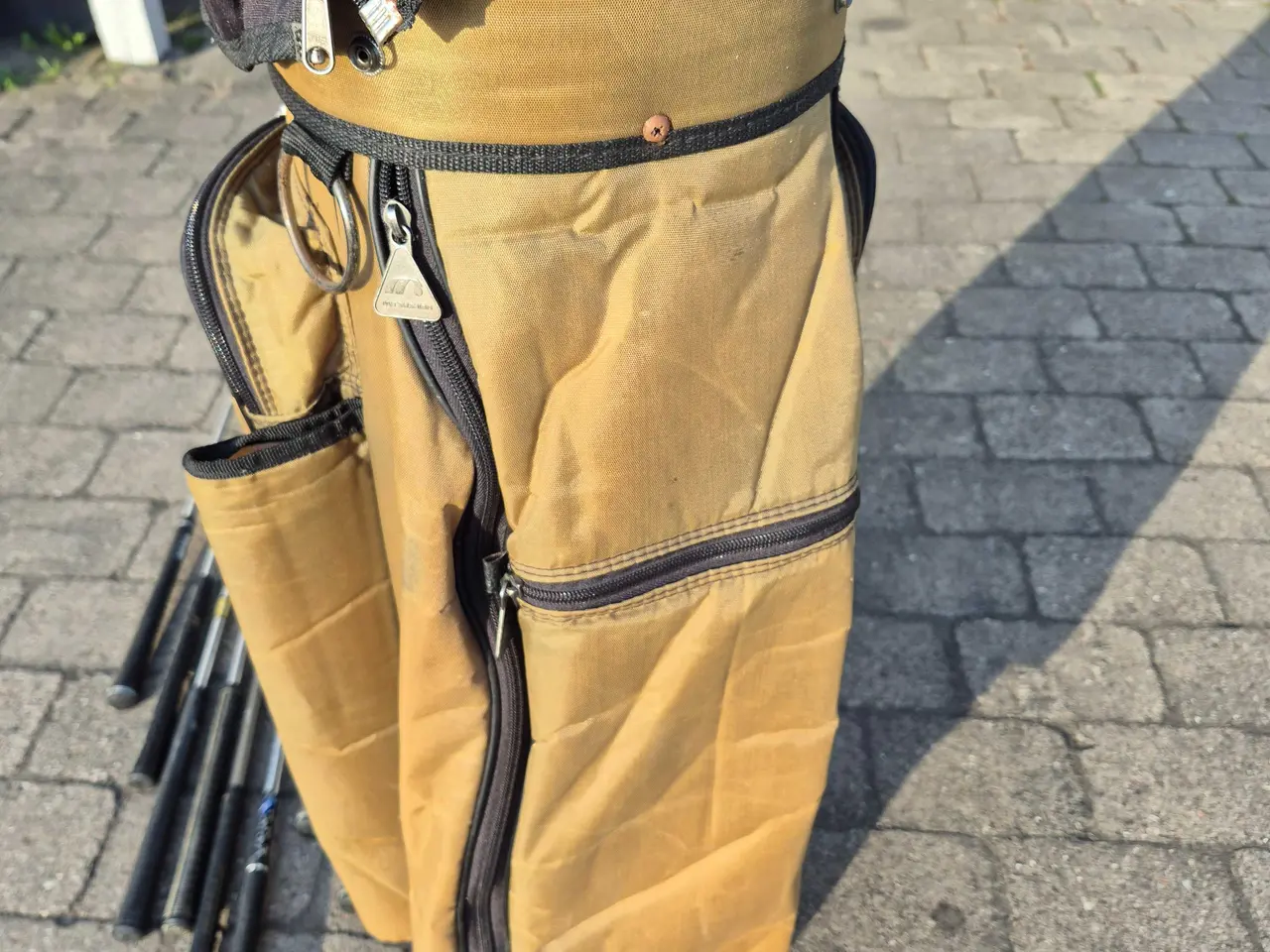 Billede 5 - Mitsushiba golfbag med jernsæt og putter