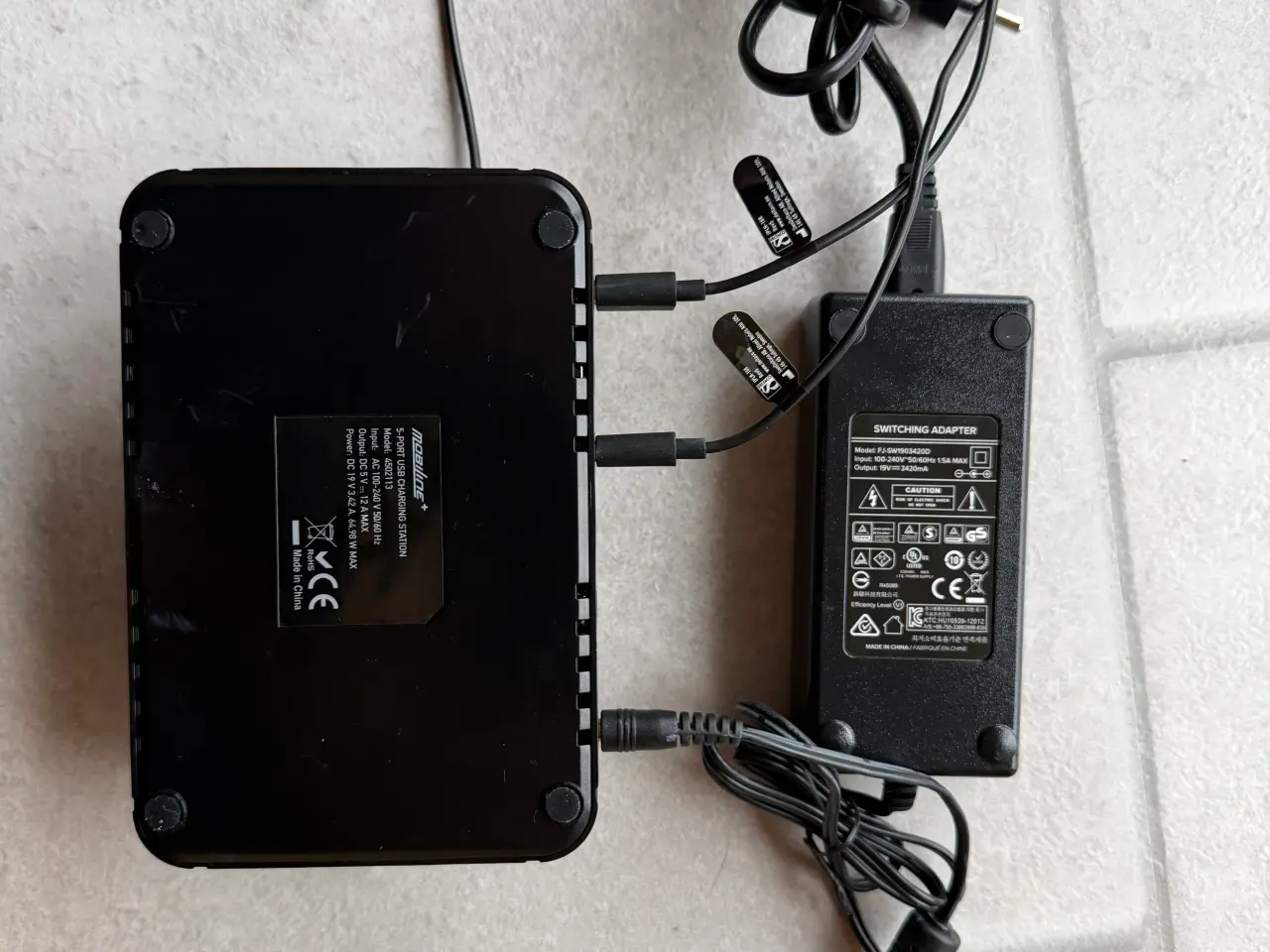 Billede 2 - Ladestation med 5 port