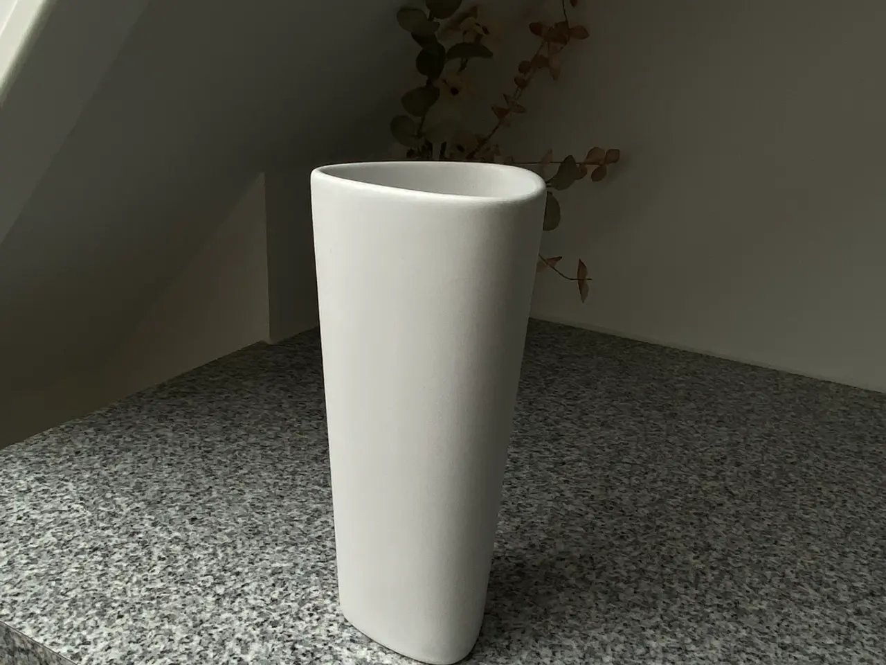 Billede 4 - Trekant vase
