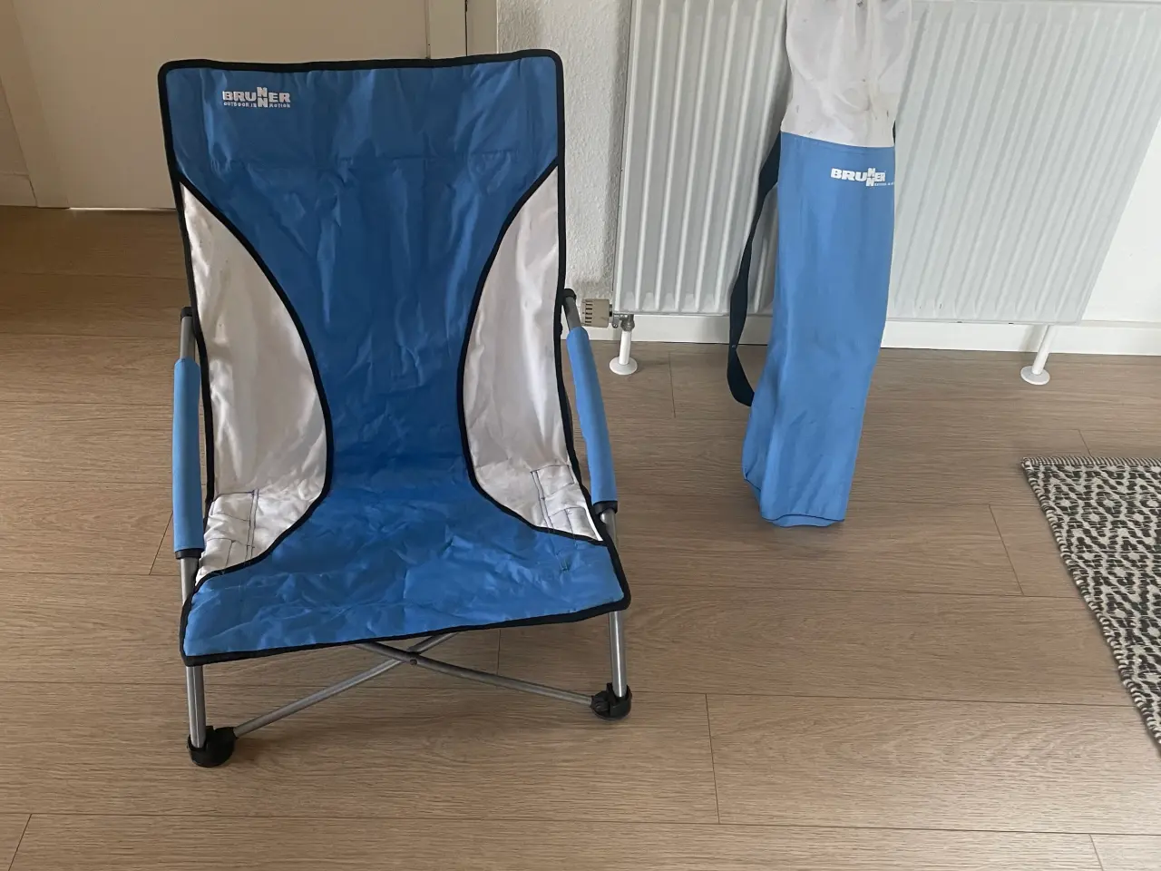 Billede 2 - 2 stabile Strandstole / Camping