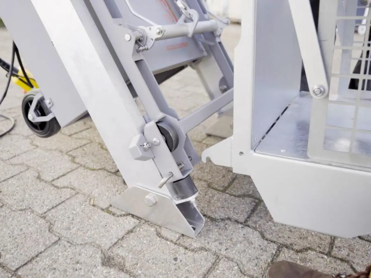Billede 12 - RoofClimber materialelift – Effektiv materialetransport op til 21 meter