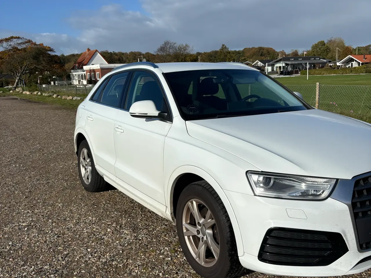 Billede 2 - Meget velholdt Audi Q3 med automatgear