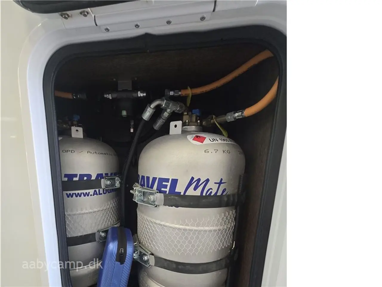 Billede 17 - 2021 - Benimar Amphitryon 967 NK Pakke. Automatgear. Solcelle. Markise. 2x 95Ah batteri. 2000w Inverter. A/C i bo-del. Maxxfan. Kun 30,000 Km!!!