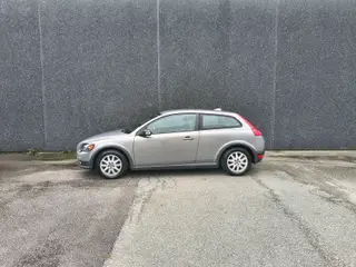 Volvo C30 1,6 100HK 3d