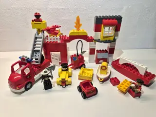 Duplo Brandstation, Brandbil med blink, Lille båd,