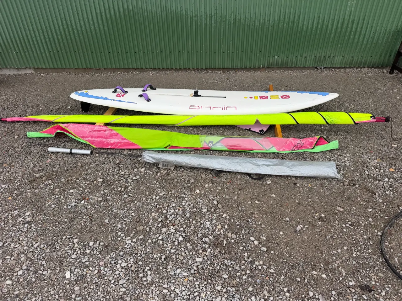 Billede 1 - Surfing med sejl og udstyr