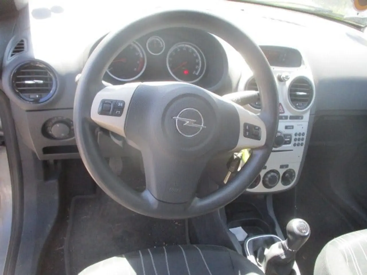 Billede 8 - Opel Corsa 1,4 16V Enjoy
