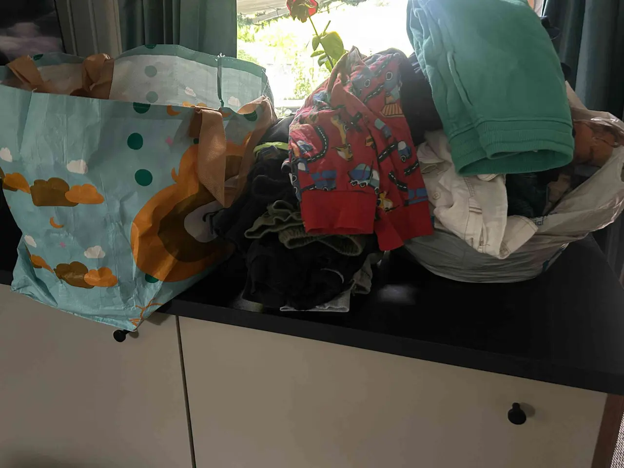 Billede 1 - Tøj til 4-årig