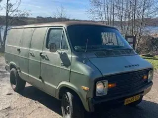 Dodge B Van