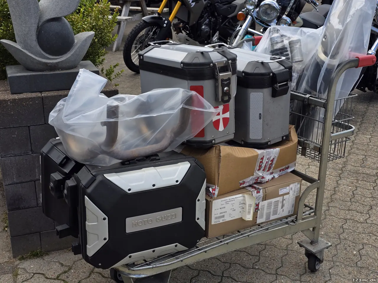 Billede 22 - Moto Guzzi V85 TT Eftermonteret udstyr - 50.000 kr.