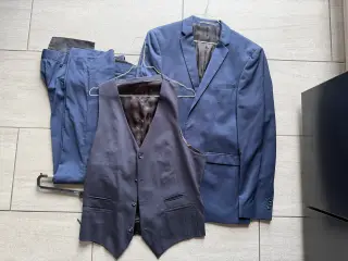 Junk De Luxe jakkesæt med vest i str 50 (medium)