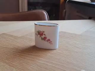 Porcelæns tandstikholder