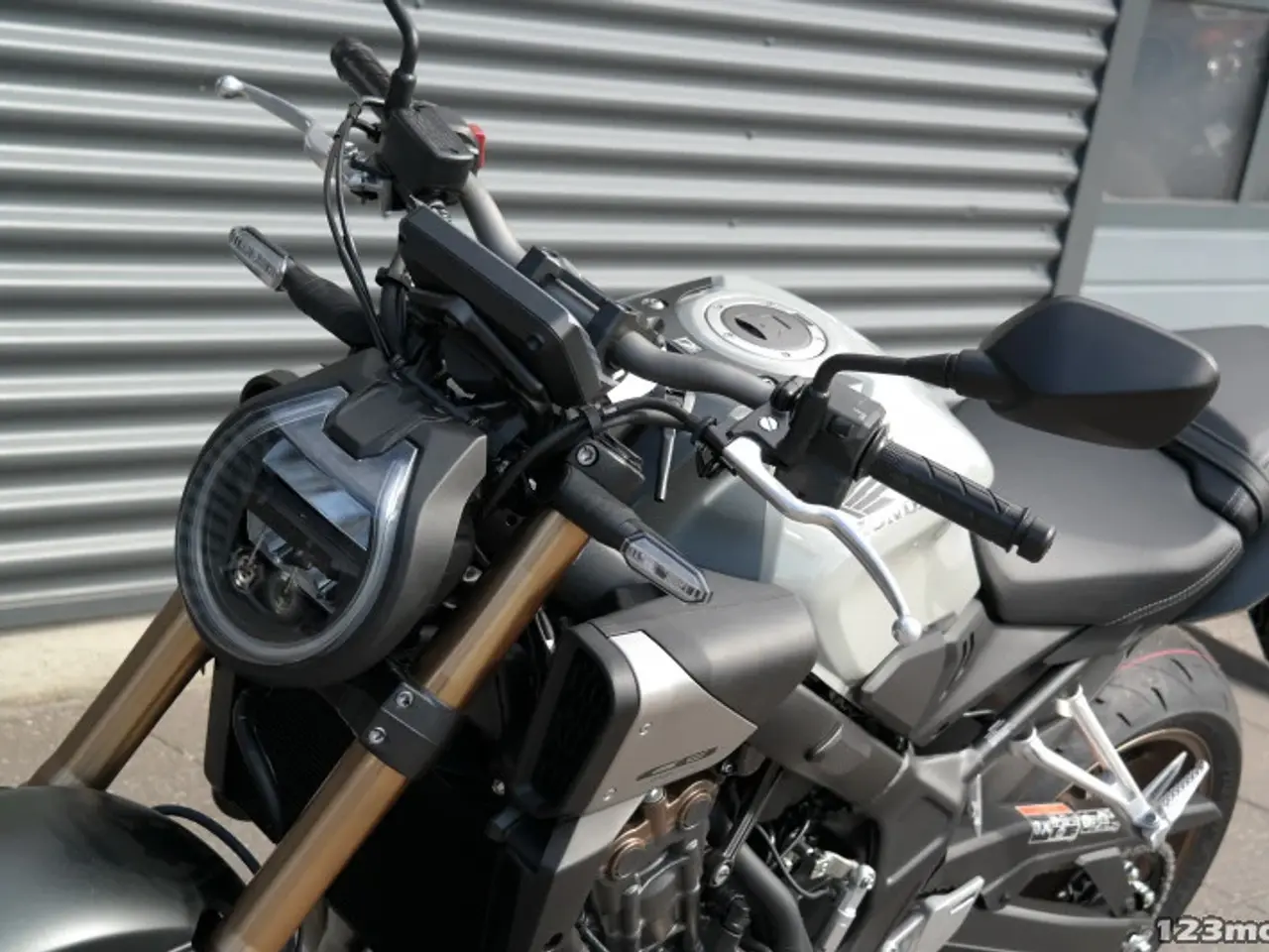 Billede 19 - Honda CB 650 RC MC-SYD BYTTER GERNE