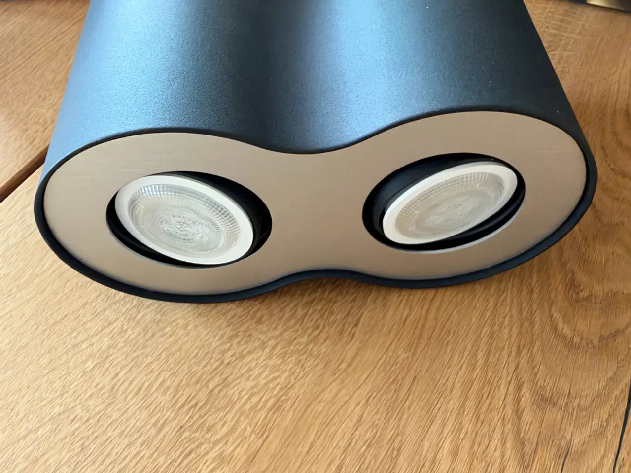 Billede 1 - Philips Hue pillar dobbeltspot I sort