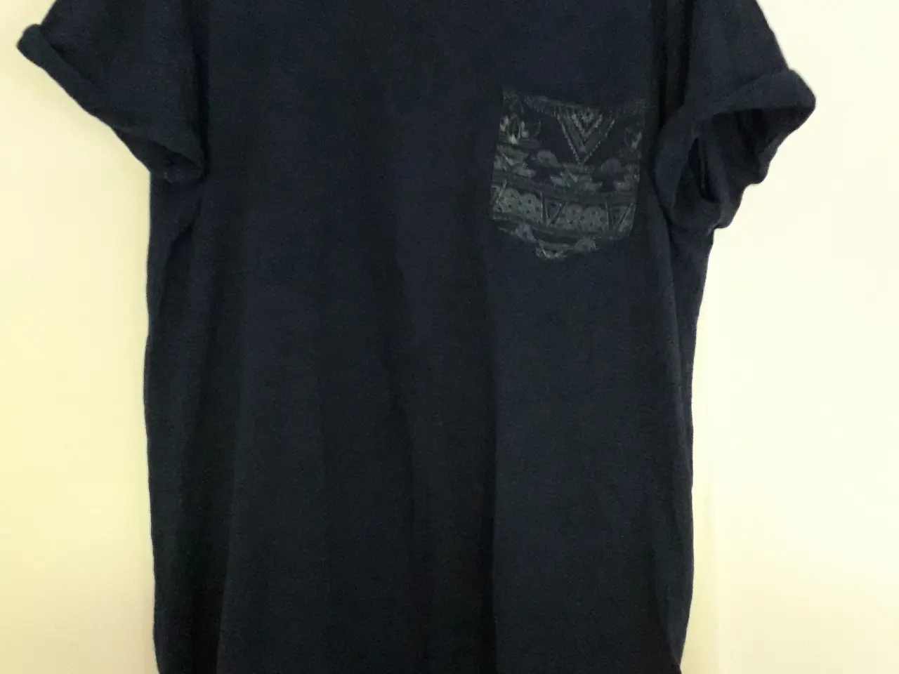 Billede 2 - Forskellige T-shirts
