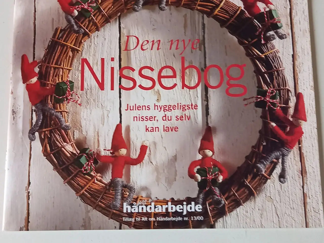Billede 1 - Den nye Nissebog - Julens hyggeligste nisser