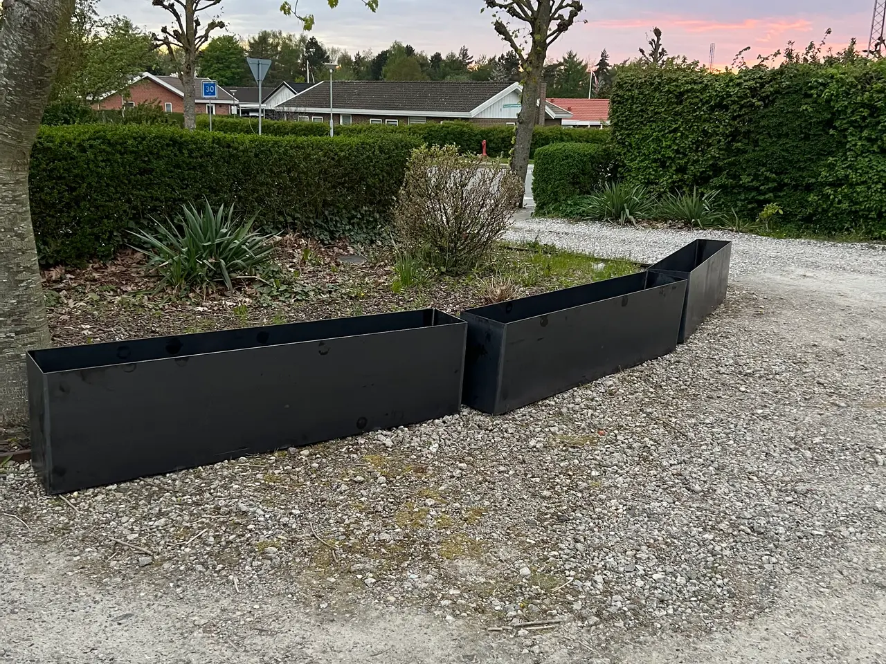 Billede 1 - Plantekasser i corten stål