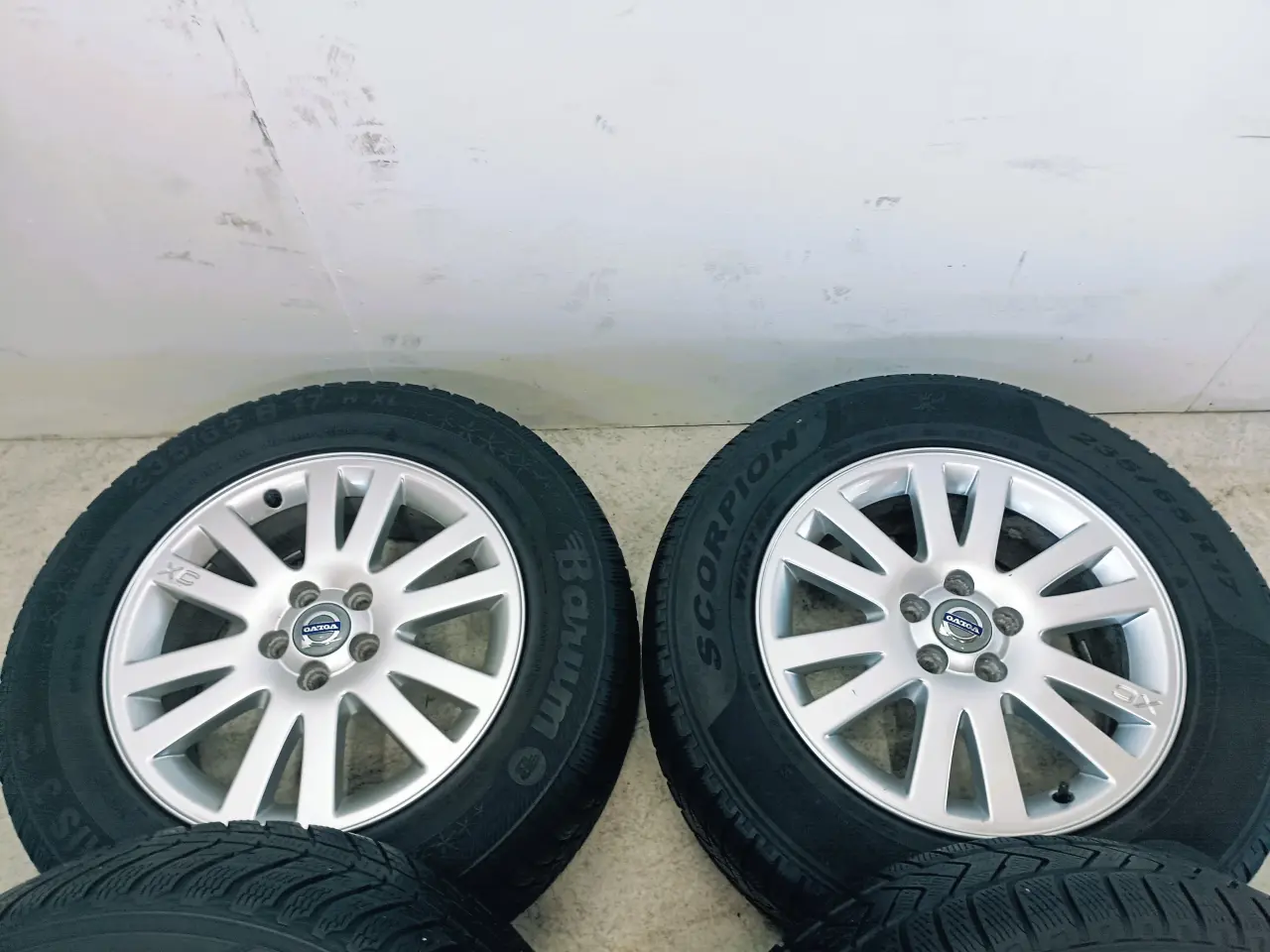 Billede 4 - 5x108 17" ET49 nav 67,1ø Volvo XC vintersæt